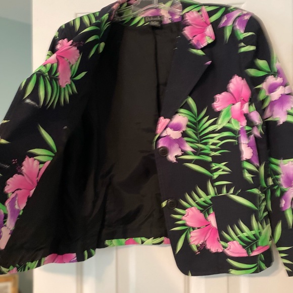 Rafaella Jacket— Beautiful jacket, fully lined, like new. - Picture 2 of 3